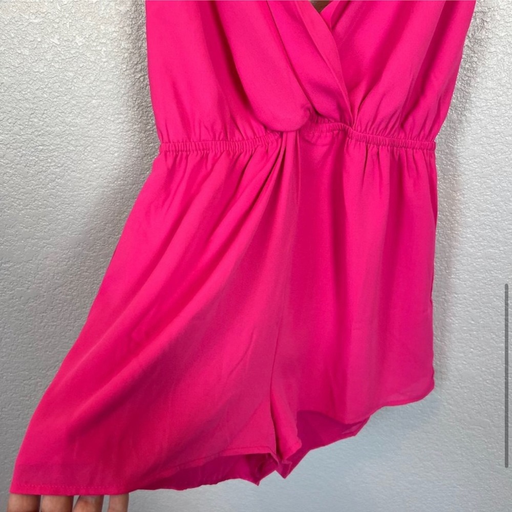 Pink romper - Picture 4 of 4